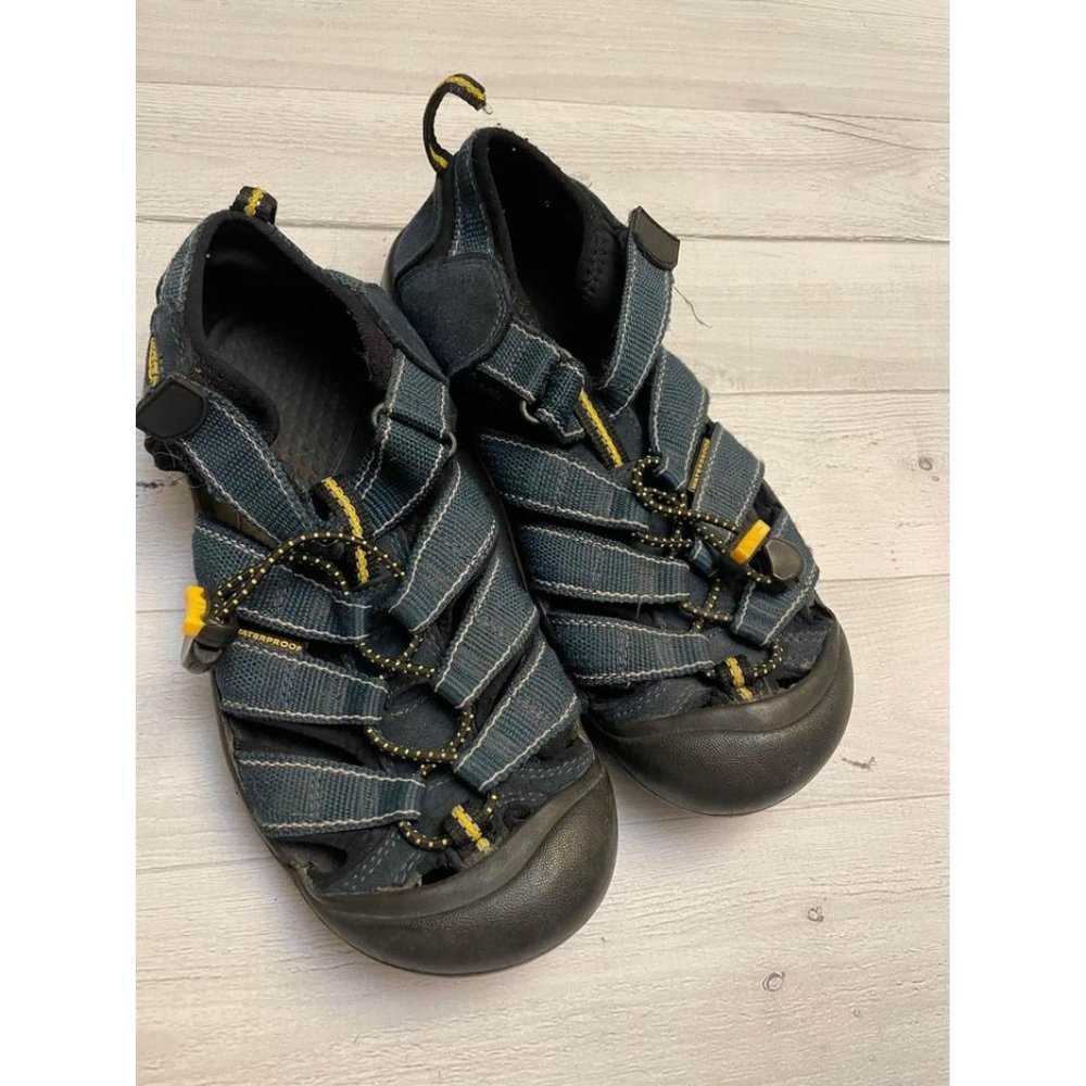 KEEN Kids' Navy Blue Outdoor Sandals with Toe Protection